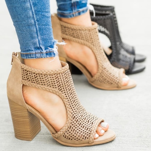 Taupe laser cutout booties with braided detail - Picture 6 of 7